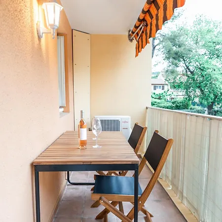 Appartement Piscine, Plage, Balcon Carqueiranne